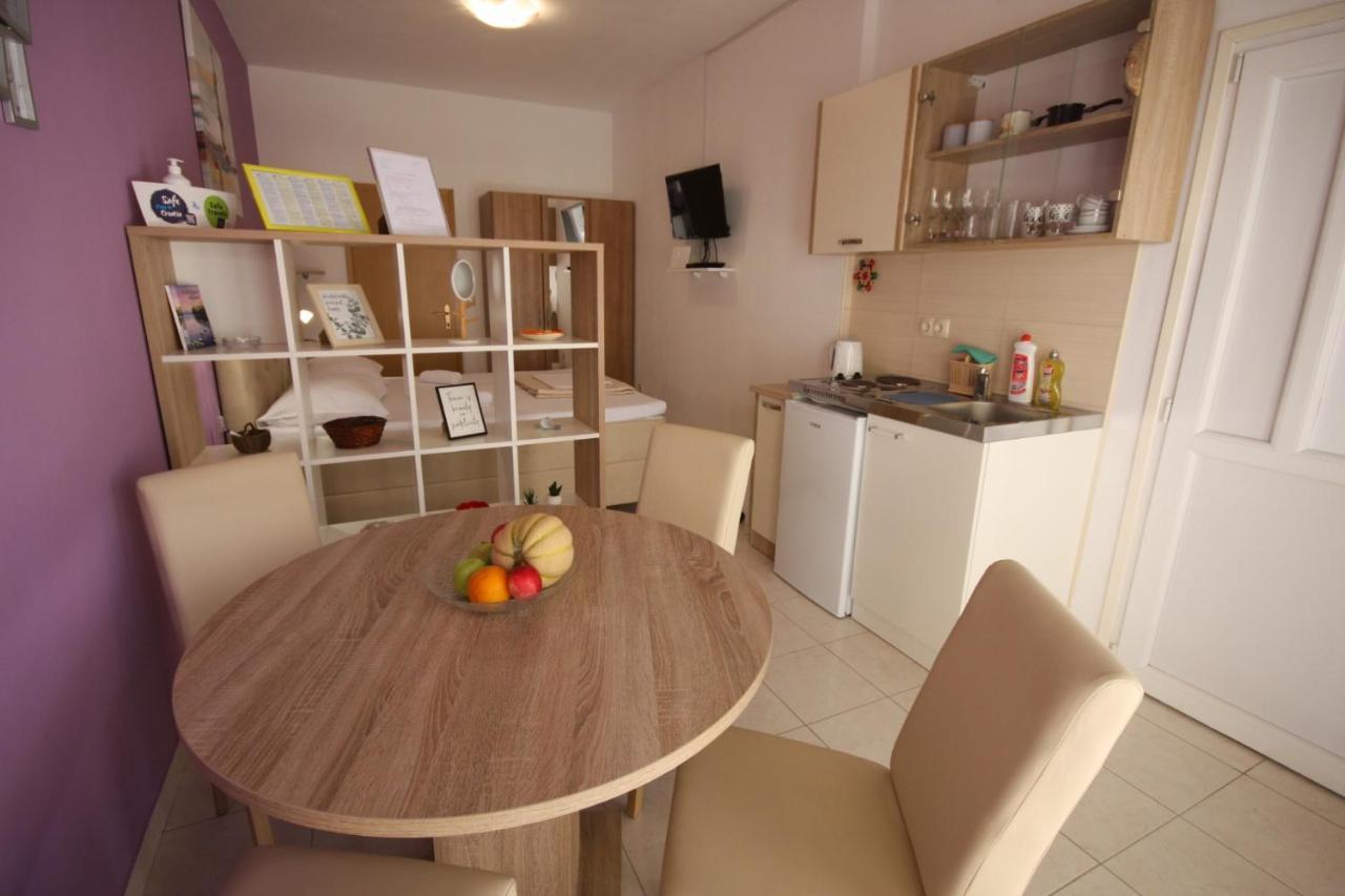 Apartment Antonio イェゼラ エクステリア 写真
