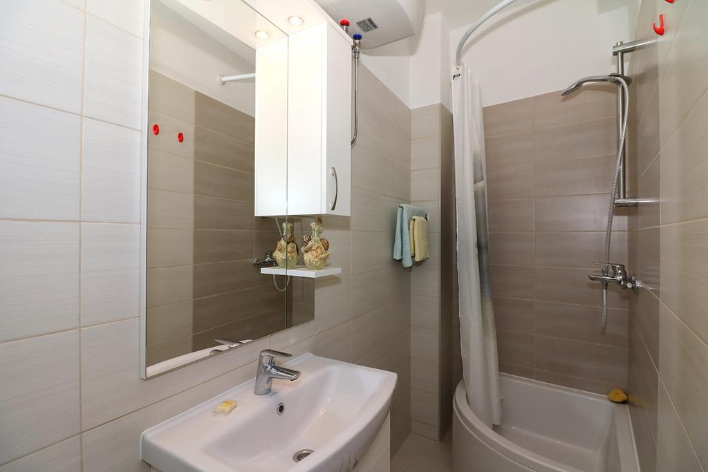Apartment Antonio イェゼラ エクステリア 写真
